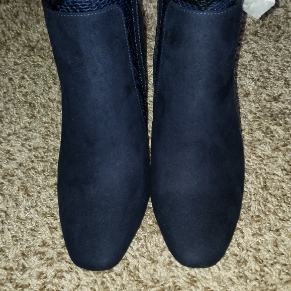 Navy blue boots - Picture 6 of 6